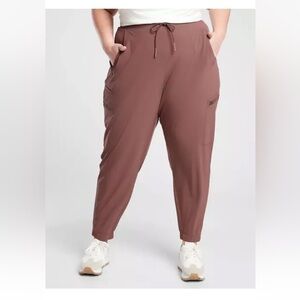 New-Athleta-26-HearthRose-Venture pant-lightweight,breathable,semi-fitted jogger
